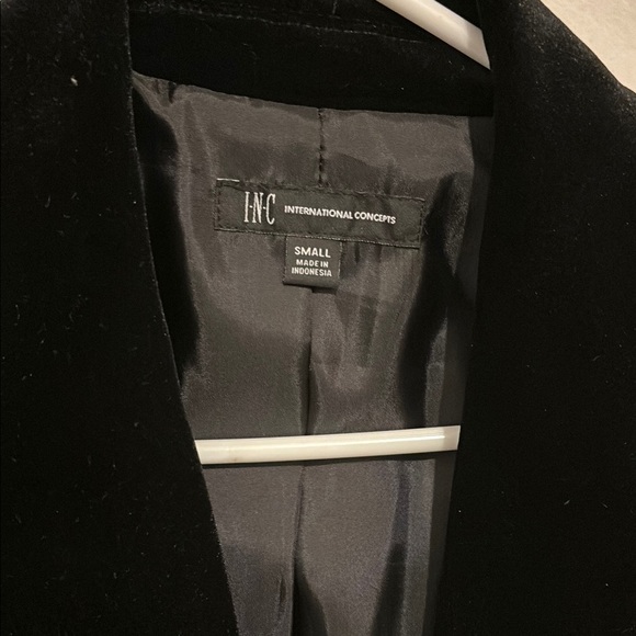 INC Women's Black Velvet Blazer - Picture 2 of 8